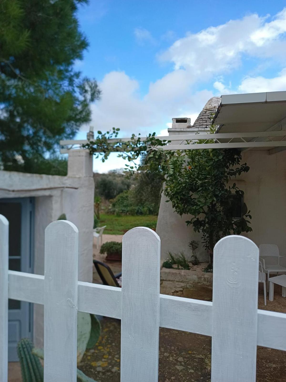 Vila Trullo Da Nonno Marco Cisternino Exteriér fotografie