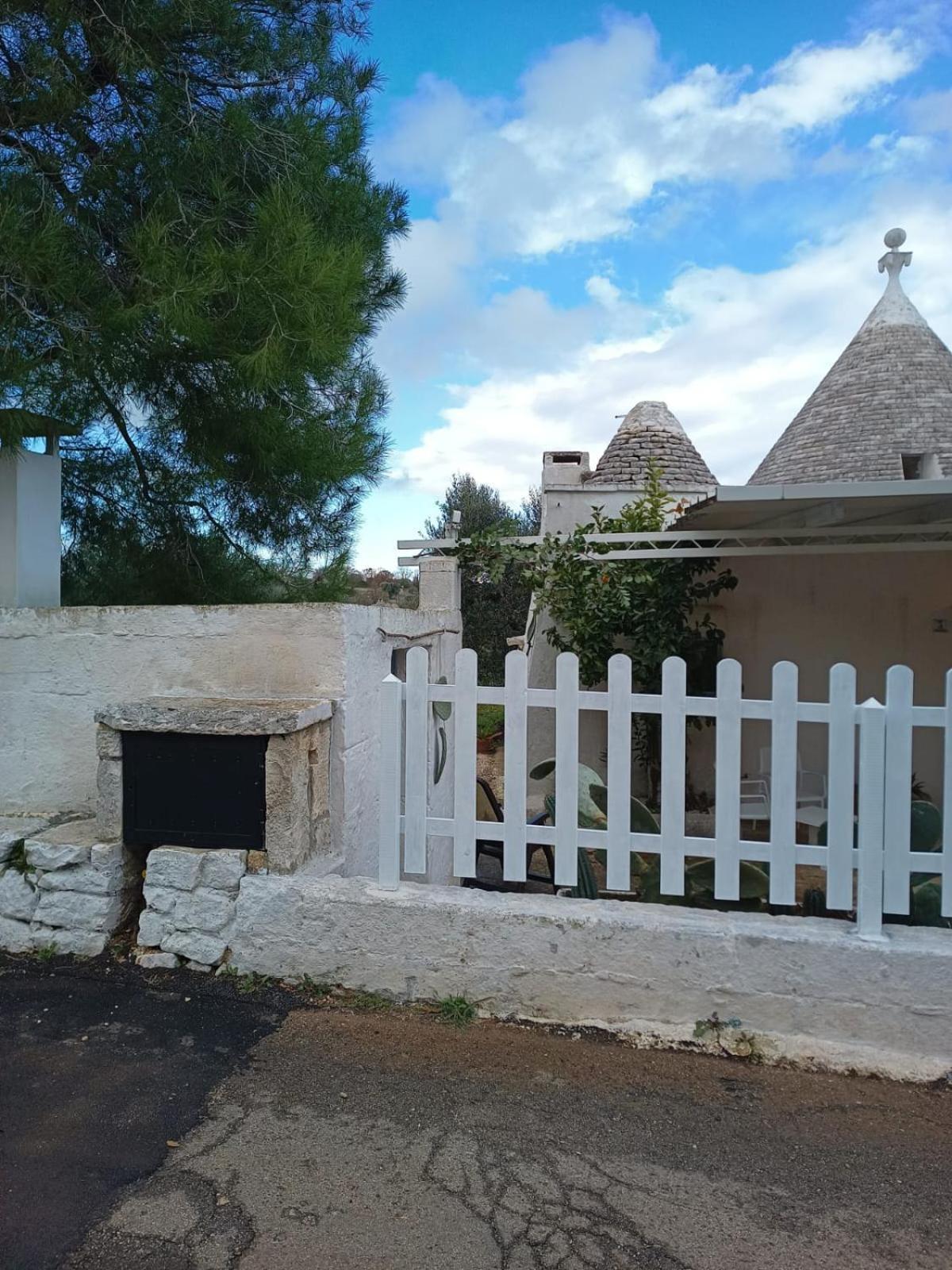 Vila Trullo Da Nonno Marco Cisternino Exteriér fotografie